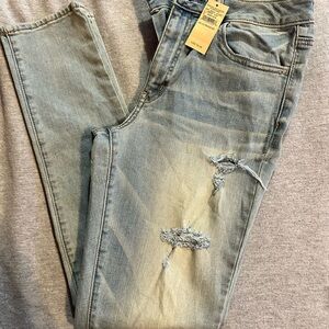 NWT AEO Distressed Light Blue Jeggings